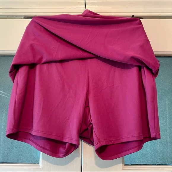 TRANQUILITY BY CC HOT PINK STRETCHY SKORT 💖🌺 - Picture 3 of 5